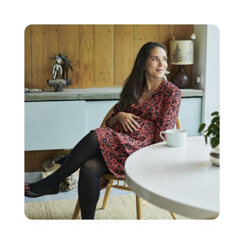 Mum-to-be looking over shoulder